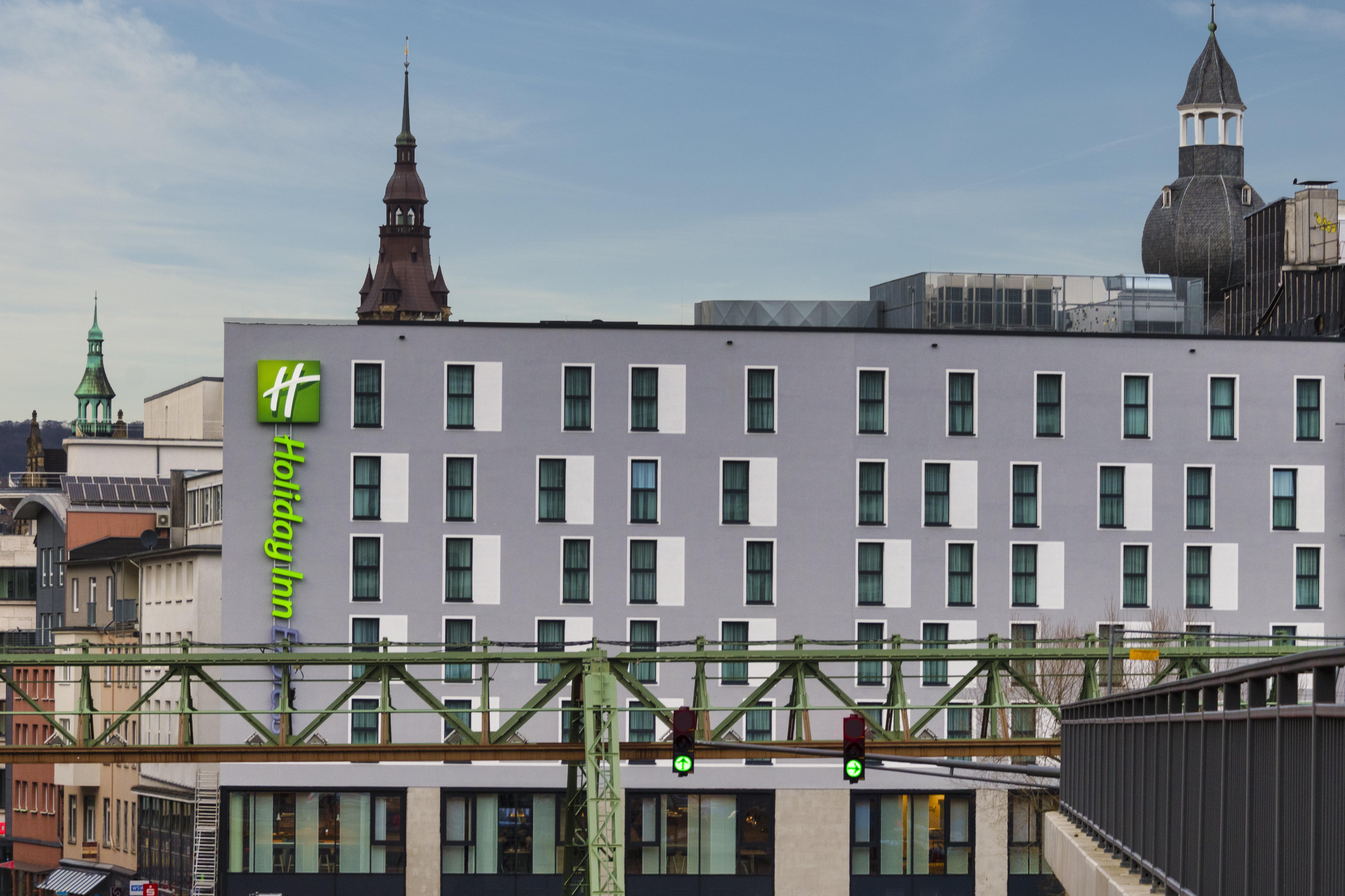 Holiday Inn Express - Wuppertal - Hauptbahnhof, An Ihg Hotel Bagian luar foto
